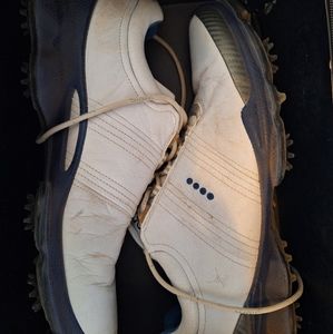 Ecco golf spikes